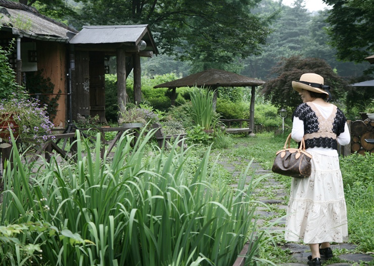 차뜨락 이미지