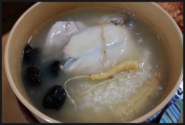본전삼계탕 이미지
