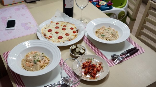 토마토피자 이미지
