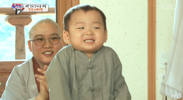 책과커피 이미지