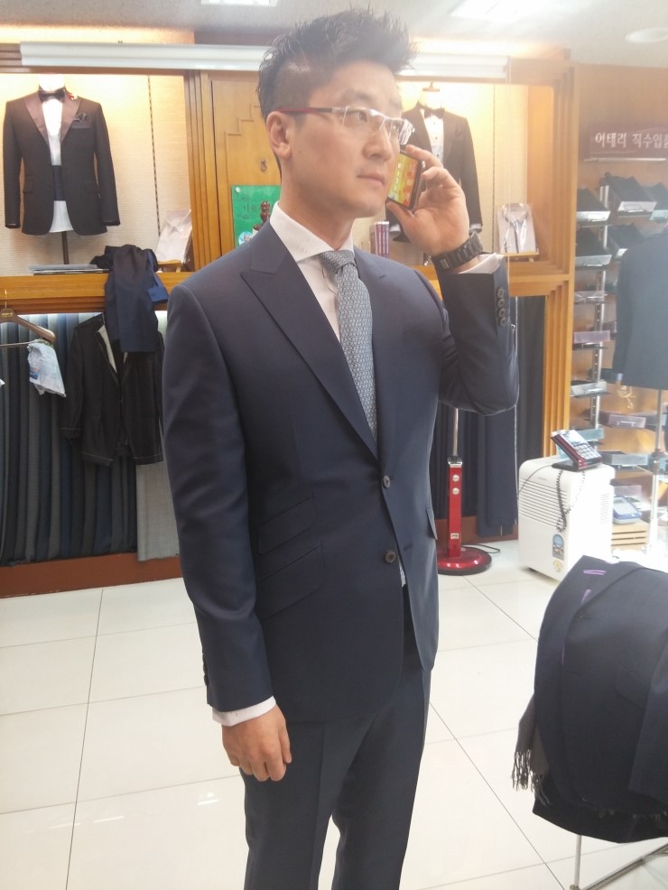 단골양복점 이미지