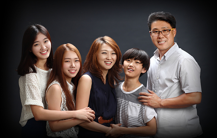 파밀리아스튜디오 이미지