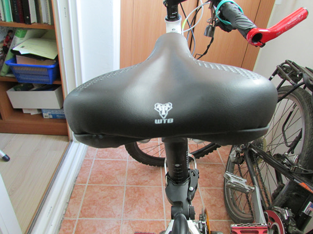 자전거 안장 보급형