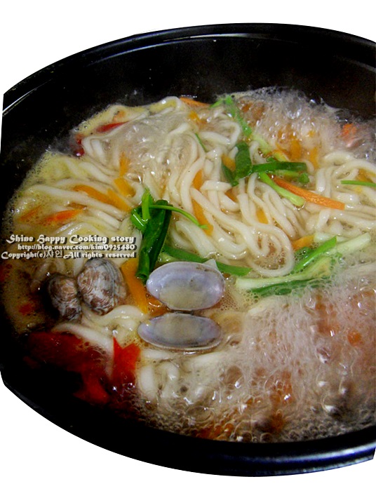 행복한칼국수 이미지