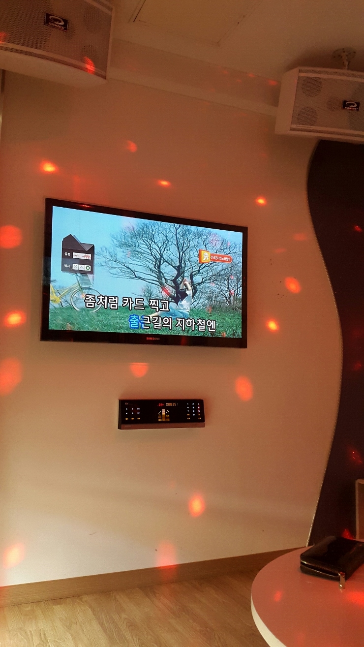 퀸스애비뉴노래연습장 이미지