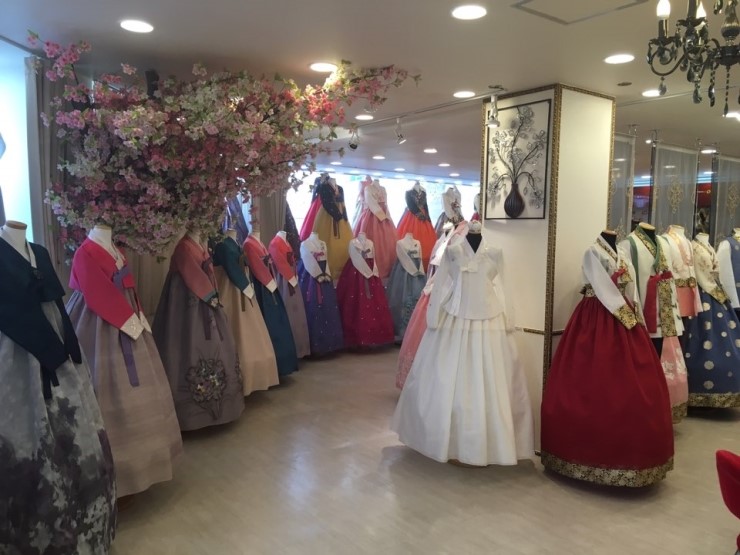 수연한복 이미지
