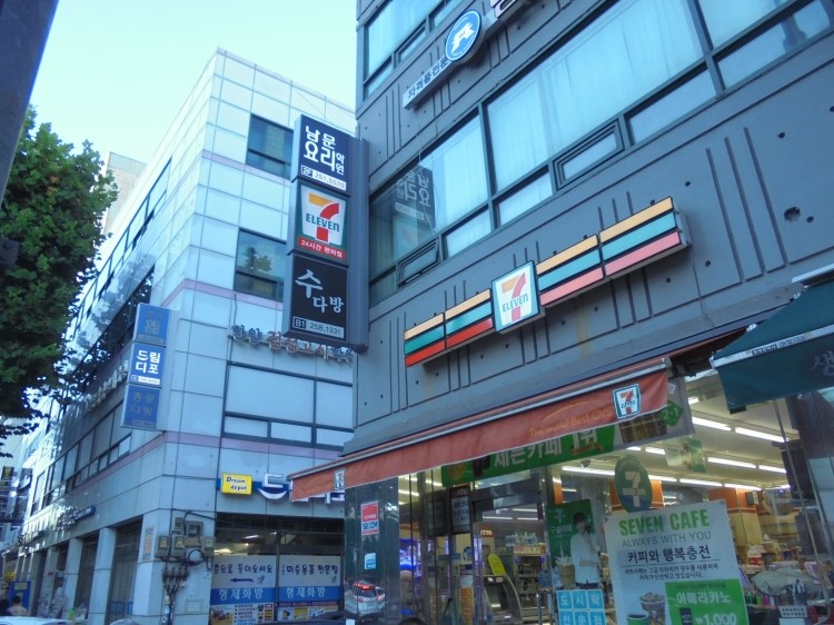 꼼빠도르제과점 이미지