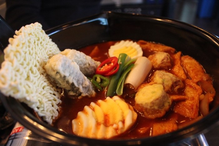 삼오칠싸롱 이미지