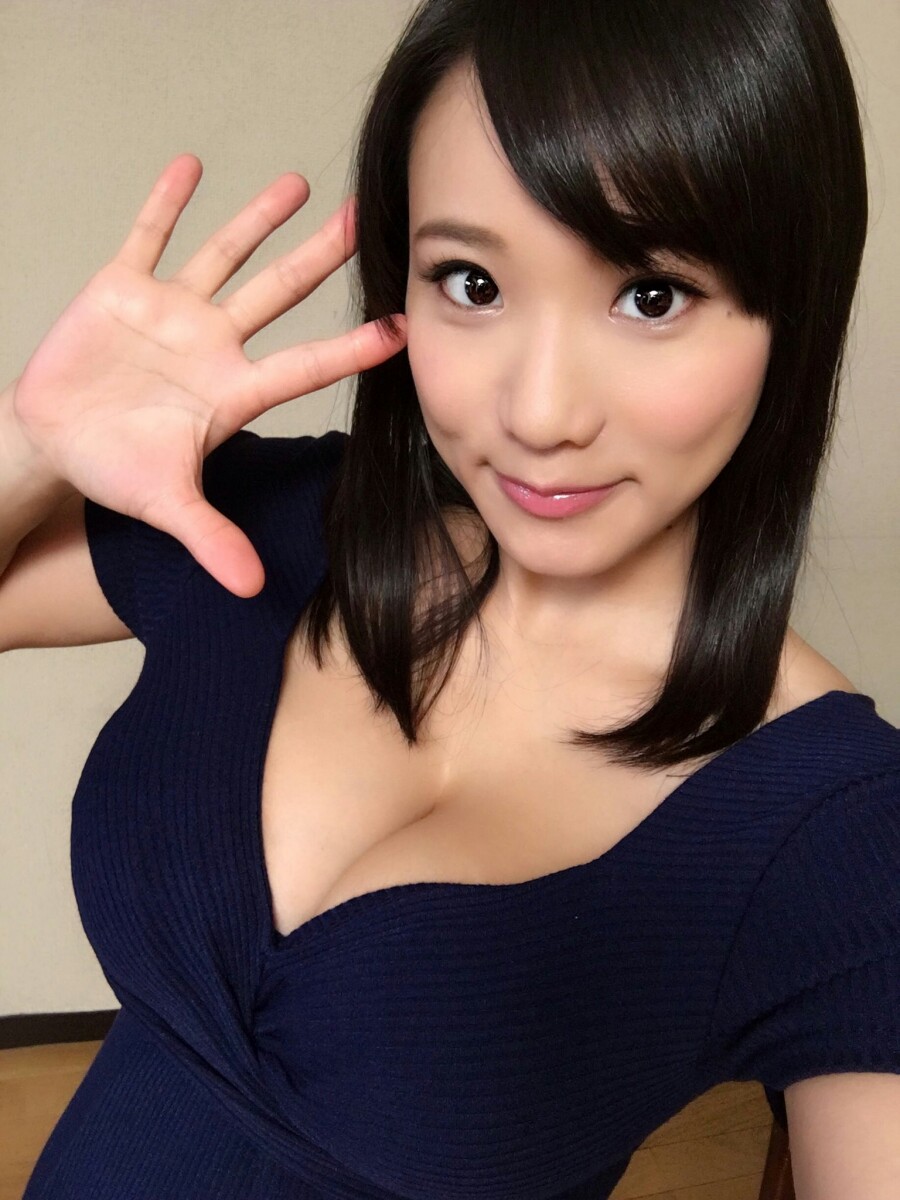 시부야 카호 (Kaho Shibuya . 澁谷果歩) - 일본, K컵 초거유 AV 여배우 _ 거유 비키니 몸매, 가슴 쇼?, 움짤 : 네이버 블로그