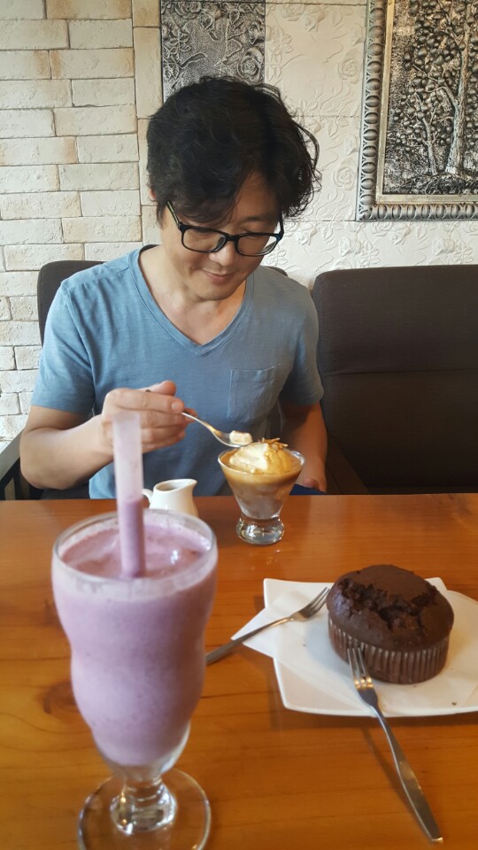 주니카페 이미지