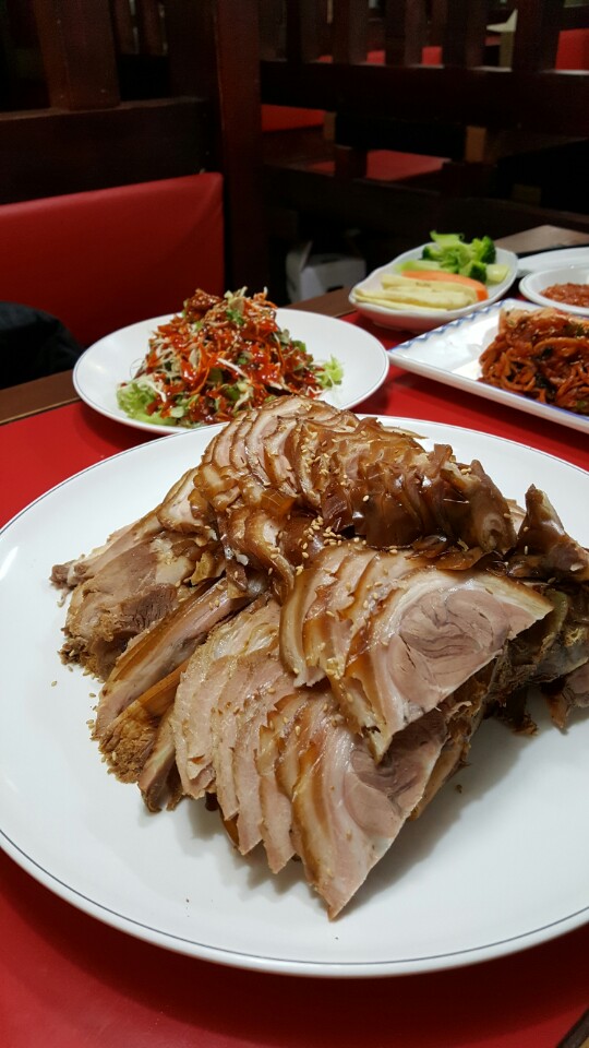 옹가네왕족발 이미지