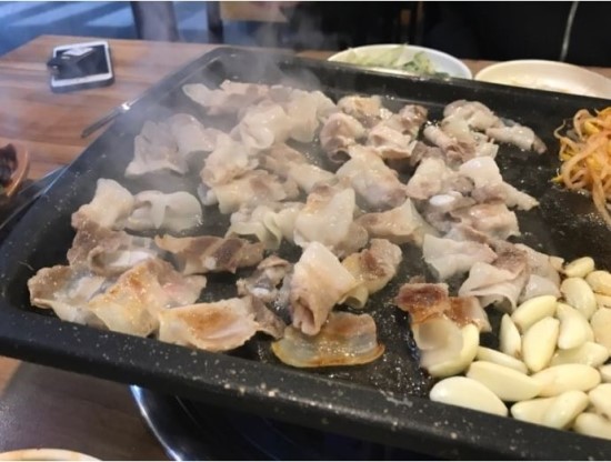 돈잔치 이미지