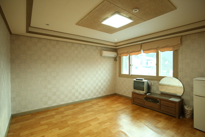 산민박 이미지