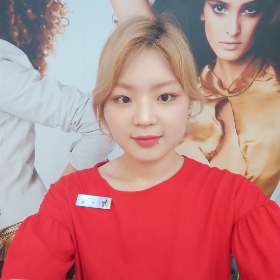 헤어컴 이미지