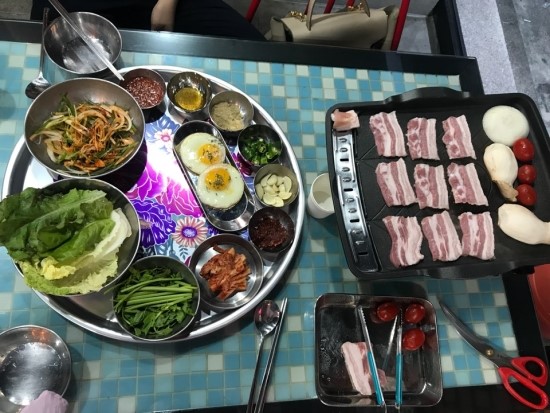 현진 김치찌개 이미지