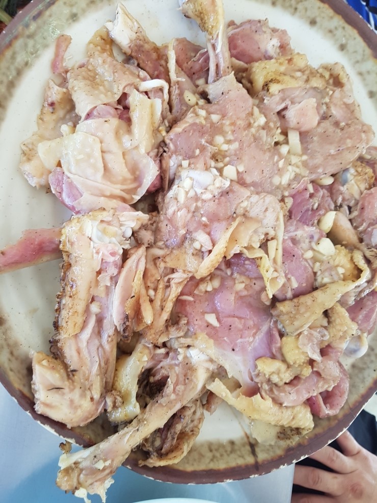 황칠백숙 이미지