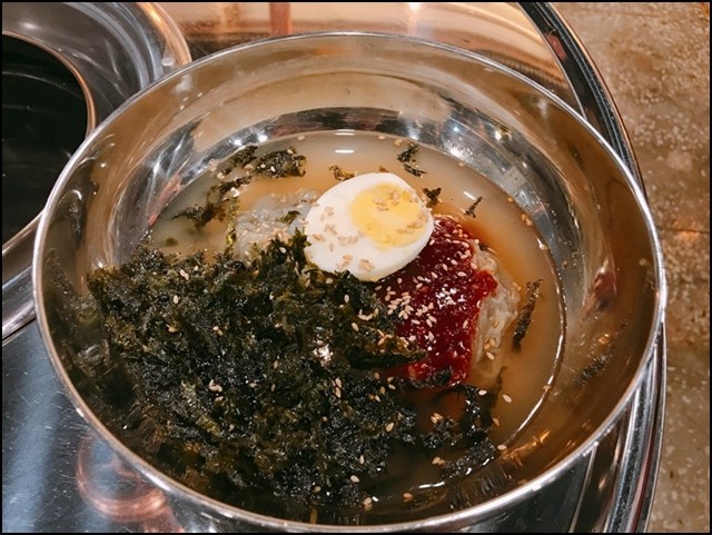 장어훔친소도둑 이미지