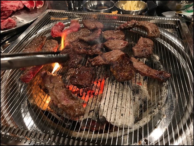 장어훔친소도둑 이미지