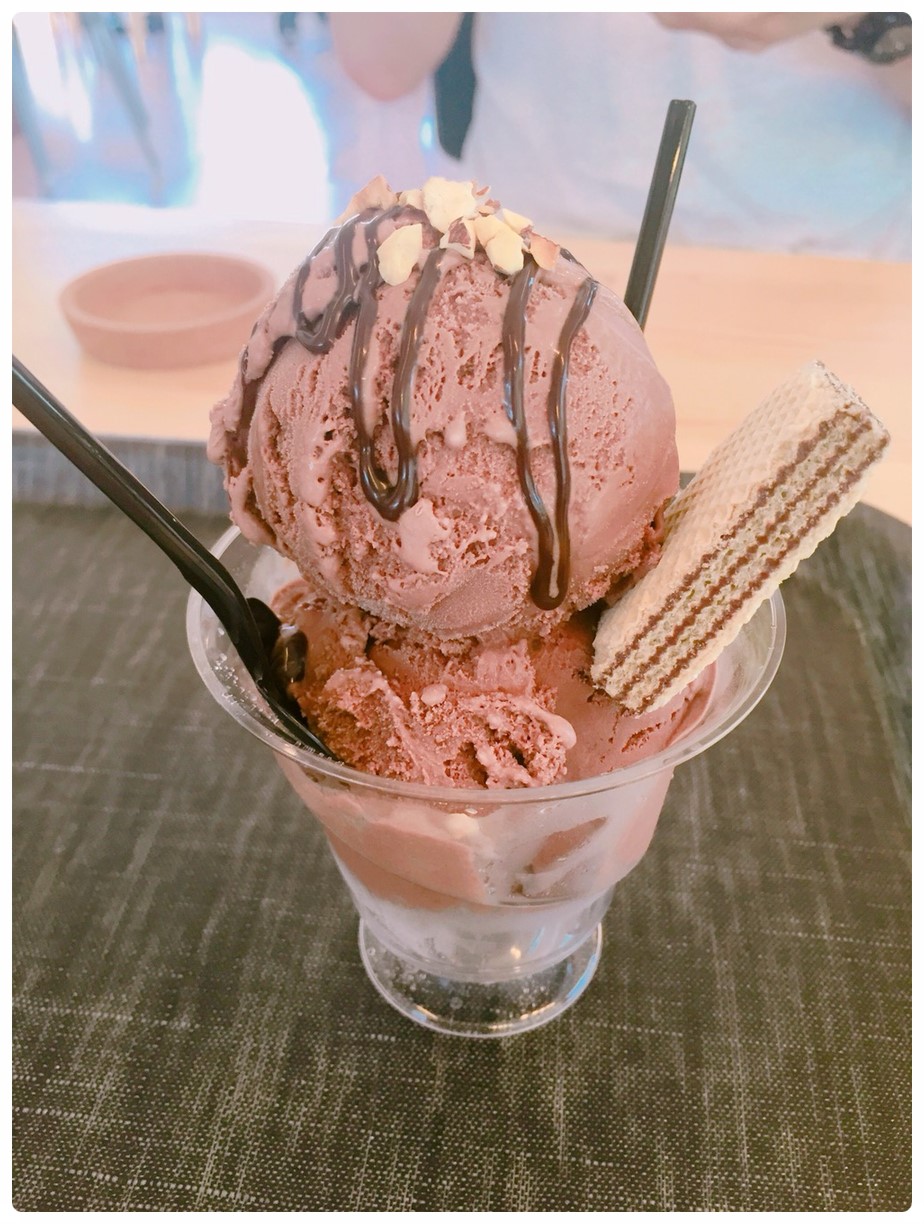 화창한카페 이미지