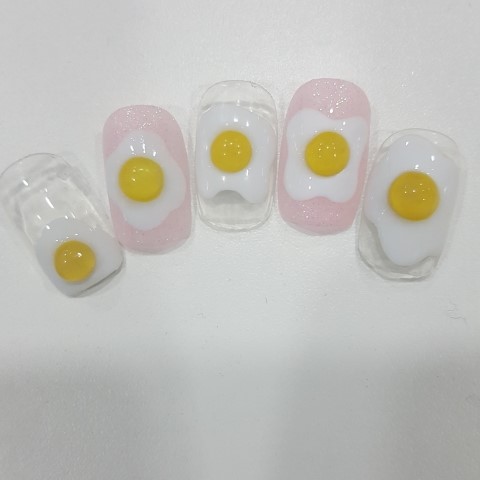 손위에꽃한잔 이미지