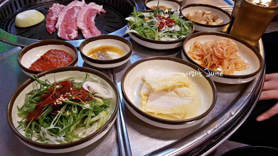 저잣거리돼지부속 이미지