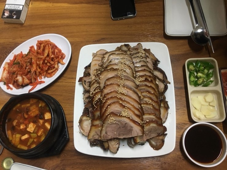 왕실족발 이미지