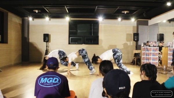 렛츠댄스아카데미 이미지