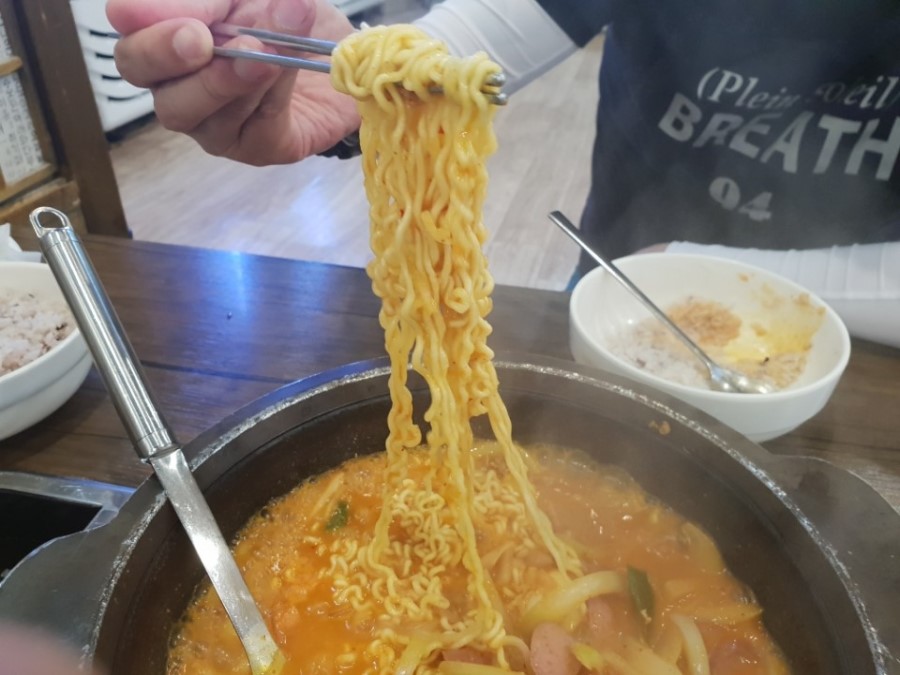 돌솥부대찌개 이미지