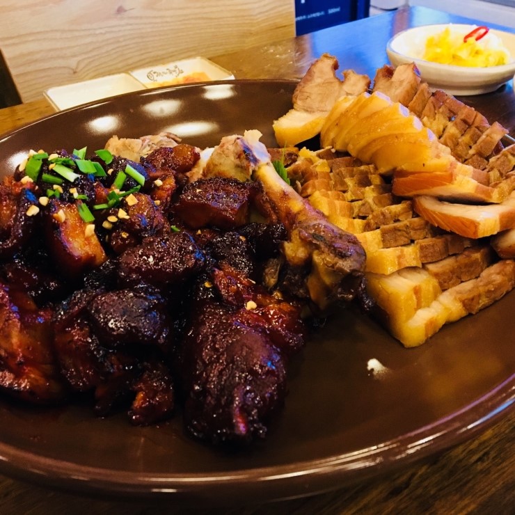 가장맛있는족발충주 이미지