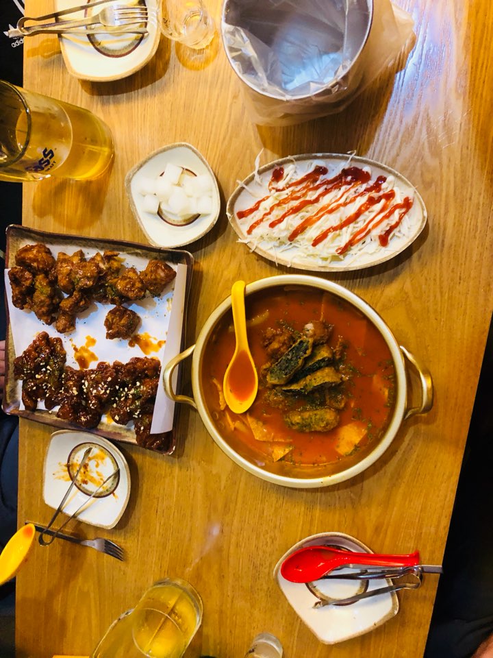 명랑아저씨치킨 이미지