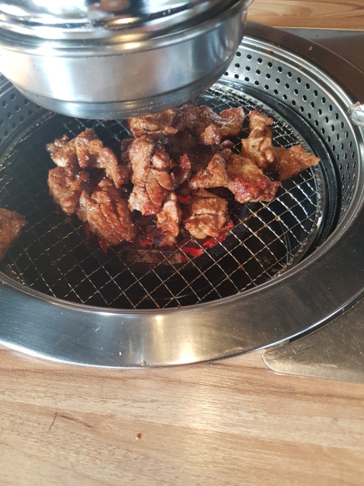 한돈숯불갈비 이미지