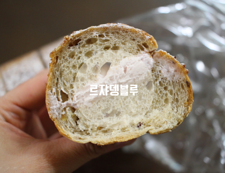 르쟈뎅블루 이미지