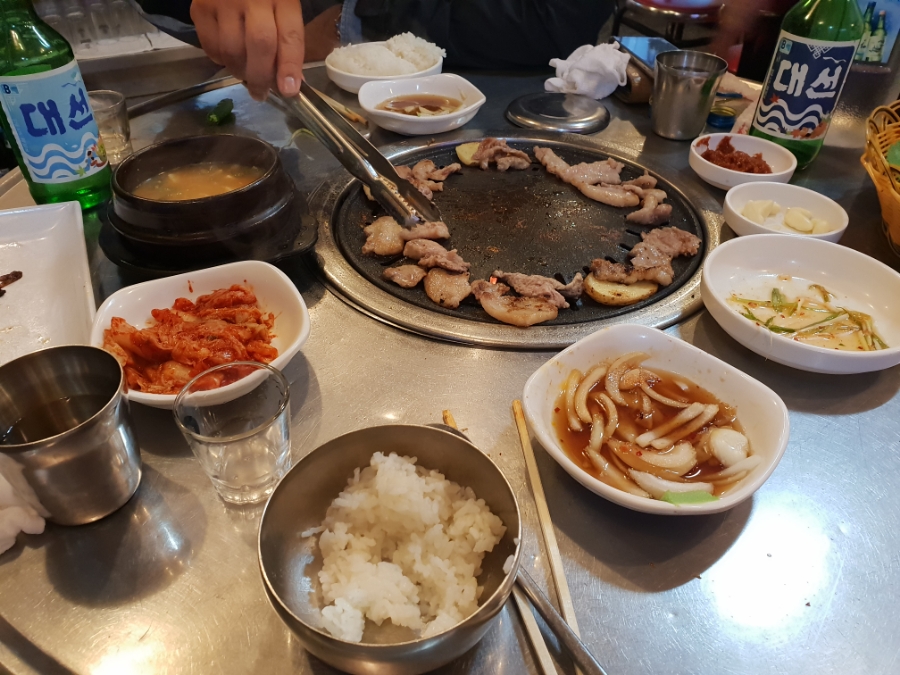 꿀꿀이집뒷고기 이미지