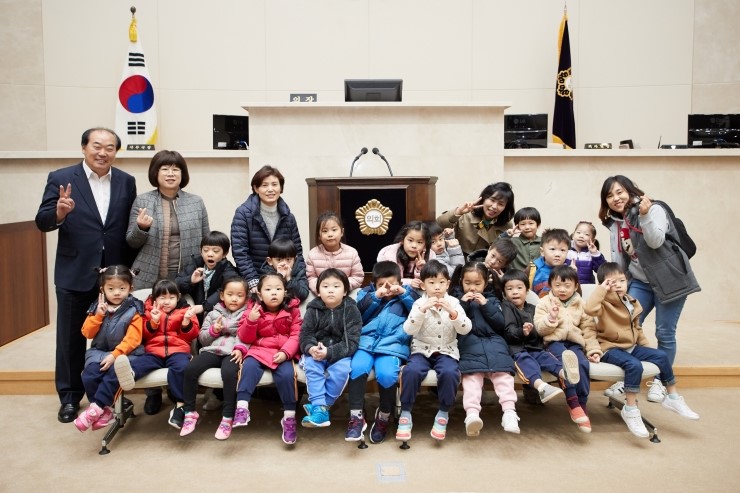 명지어린이집 이미지