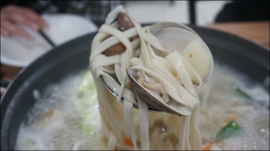 전통우리밀칼국수전문 이미지