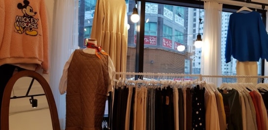 어서오세옷 이미지