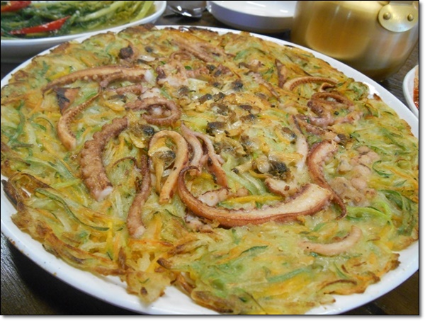 육각수칼국수 이미지