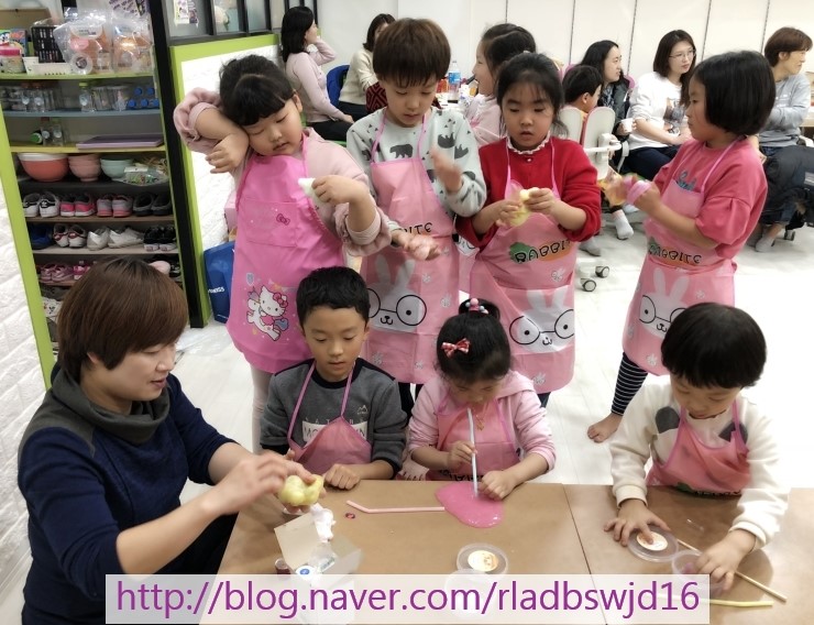 개구쟁이슬라임 이미지