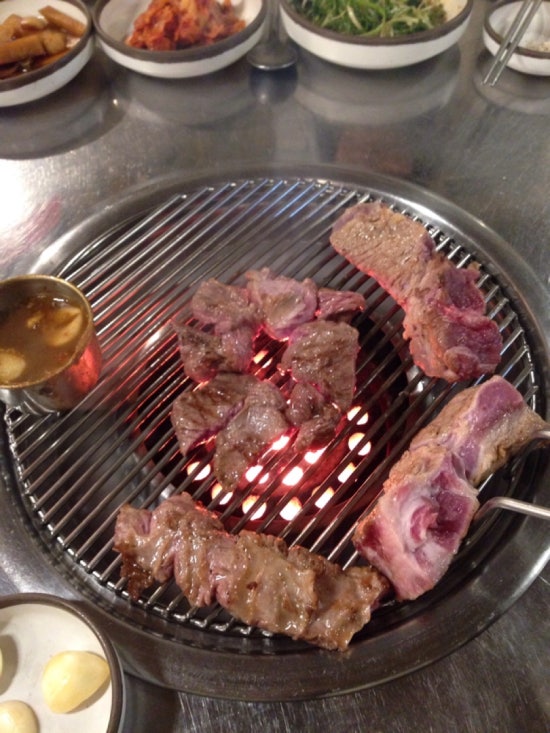 춤추는돼지 이미지