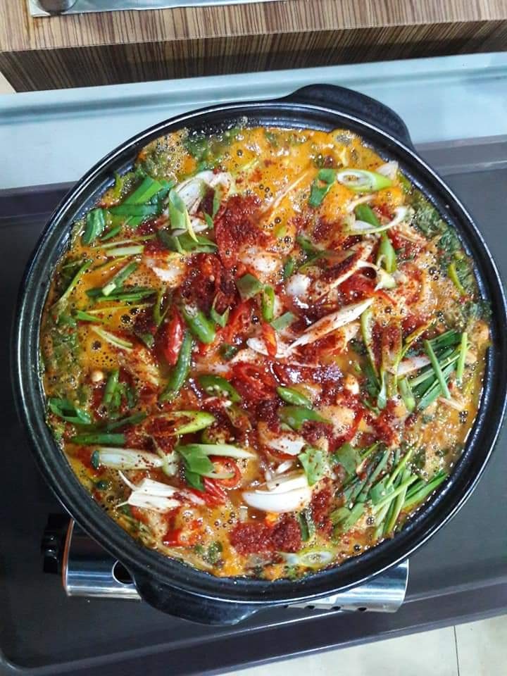 힘쎈민물장어 이미지