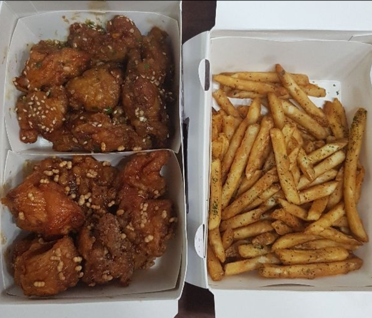 둘다두마리치킨 이미지