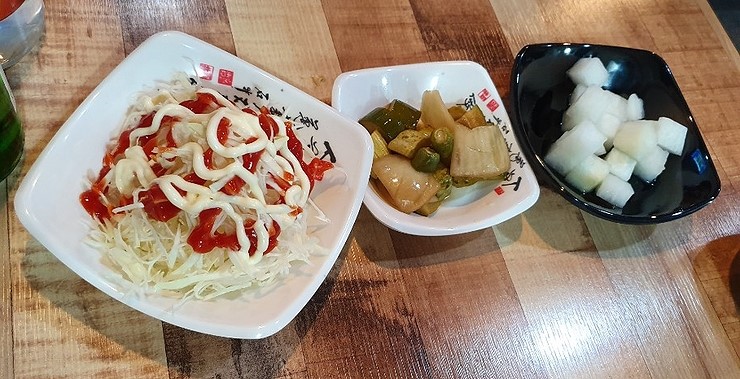 옥돌구이 통닭 이미지
