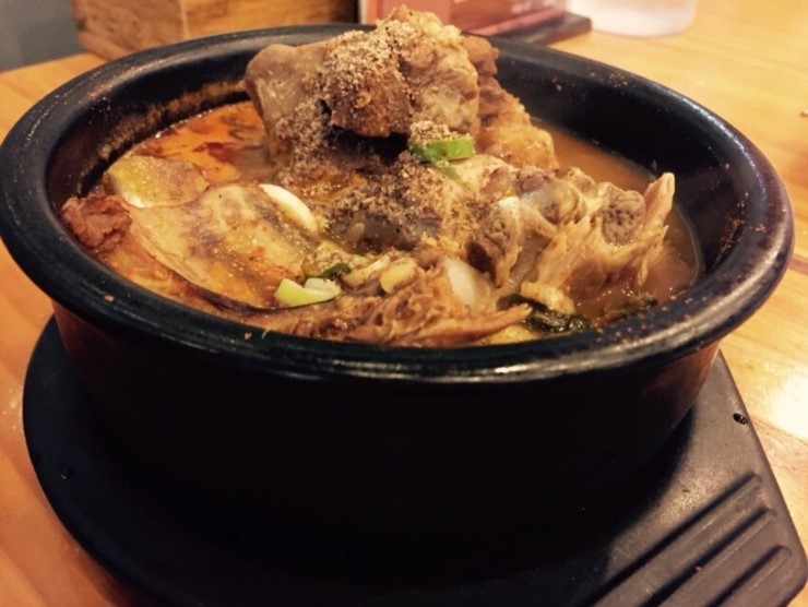 뼈다귀해장국 이미지
