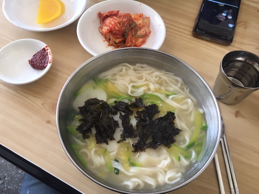 분식돼지 이미지