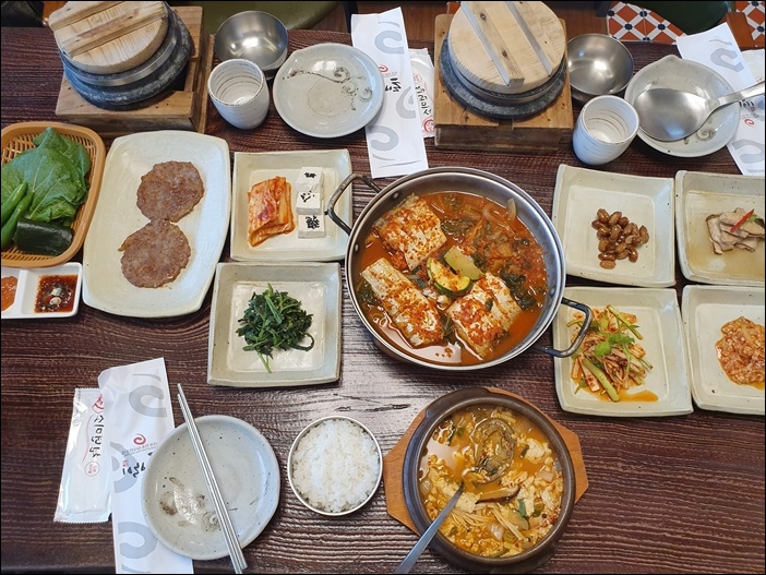 토박이식당 이미지