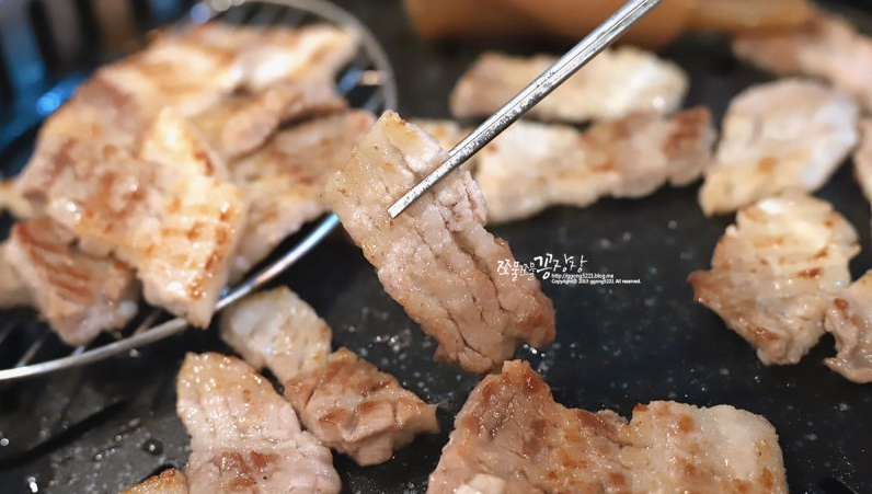칼집삼겹 이미지
