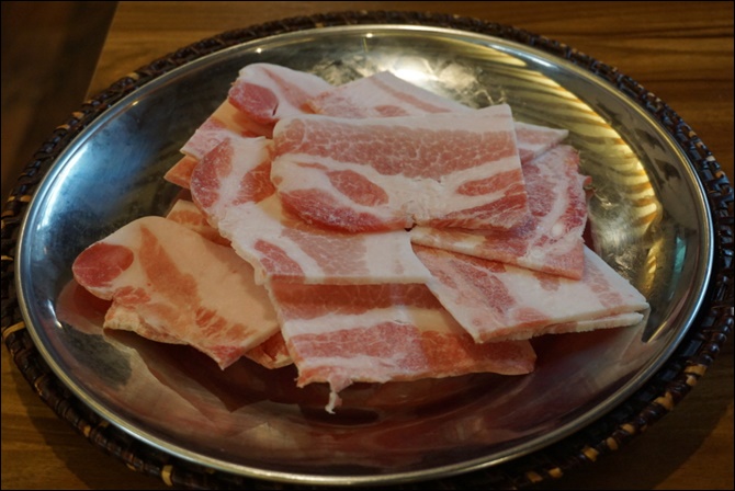 더삼겹 이미지