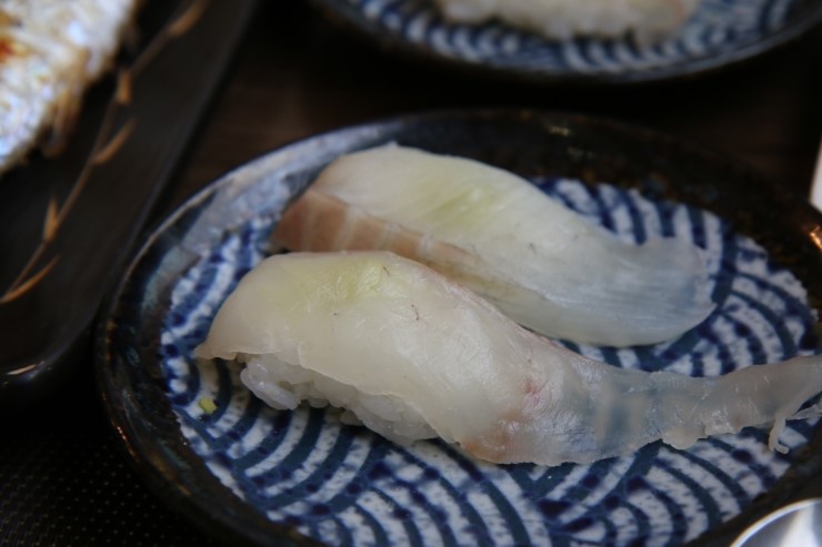 삼원일식 이미지