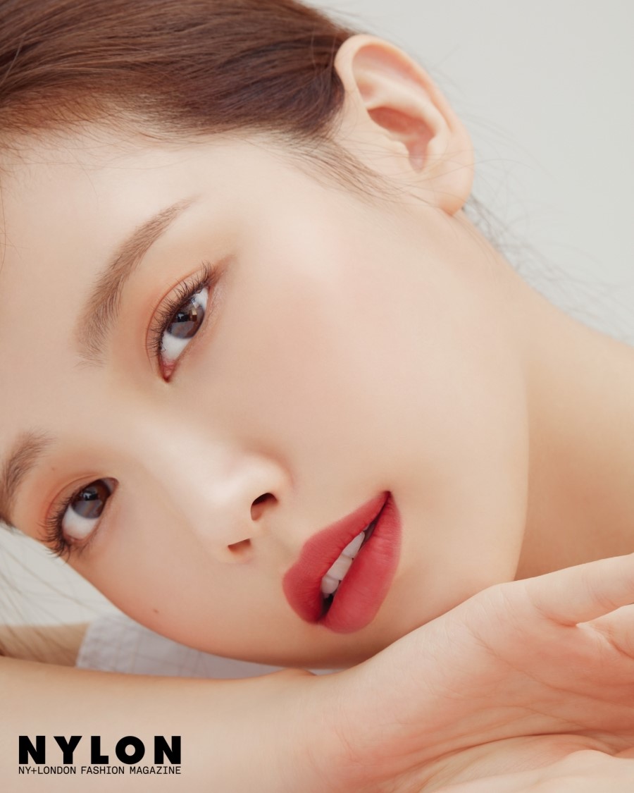 유라네일 이미지