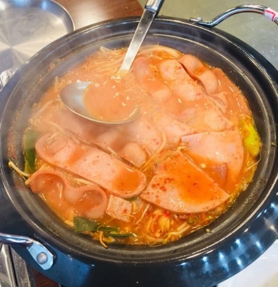 부대찌개VS삼겹살해뜰면 이미지